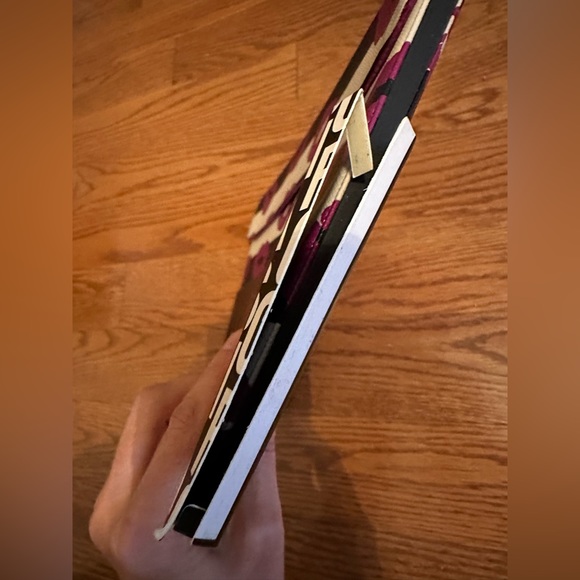 Marc Jacobs slip sleve (new) - Picture 6 of 14